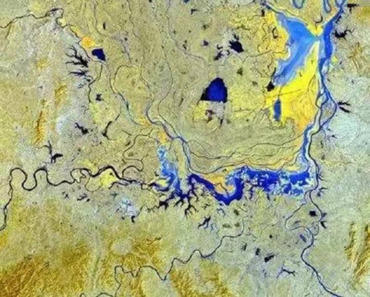 原创 从天而降8000万吨水?长白山天池的秘密,专家直呼不可能3