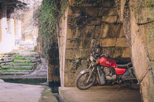 在湖南永州,竟然藏着一个“小凤凰古城”,门票免费景色太美2