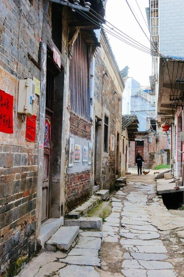 在湖南永州,竟然藏着一个“小凤凰古城”,门票免费景色太美11