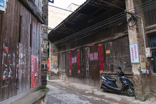 在湖南永州,竟然藏着一个“小凤凰古城”,门票免费景色太美21