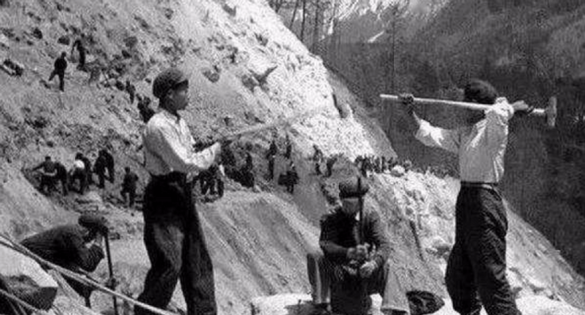 原创 川藏怒江大桥,为什么说桥墩永不拆除?来往车辆还要鸣笛致敬4