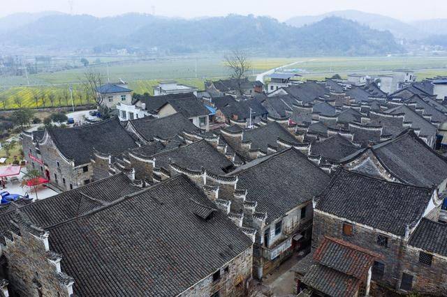 湖南郴州又一精美古村，镜头拉近一看，竟然有点像凤凰古城19