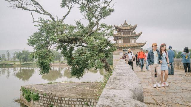 这是中国最慢的火车,车费120元,却火爆异常人满为患8