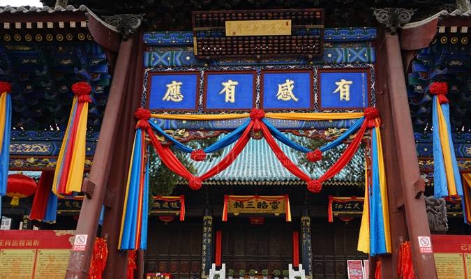 原创 老西安才知道的烟火古巷,全长500多米,遍地美食、处处古迹4