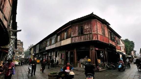 原创 武则天建的闽南小城,文艺媲美垦丁,靠着美食和大海出了圈!5