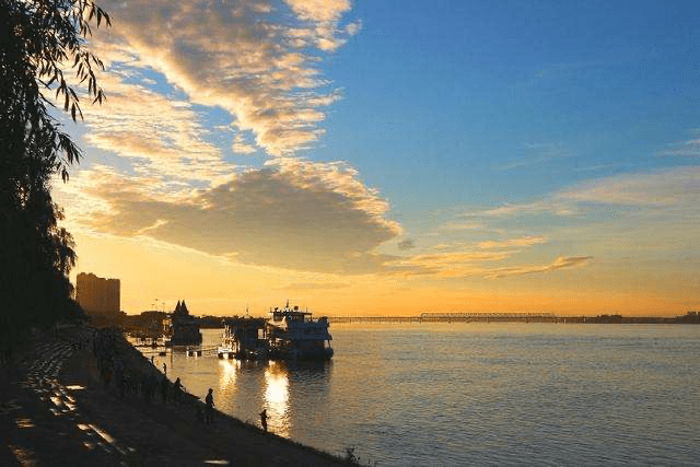 原创 东北最特别的高铁,转圈运行,始发站就是终点站!5