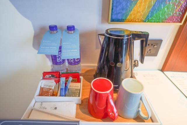 广州有家希尔顿花园酒店，三四百就能住进去了，性价比还蛮高10