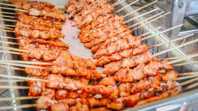 火山脚下的餐厅拥有一流景色,误入爱丽丝梦游仙境,随手就是大片9