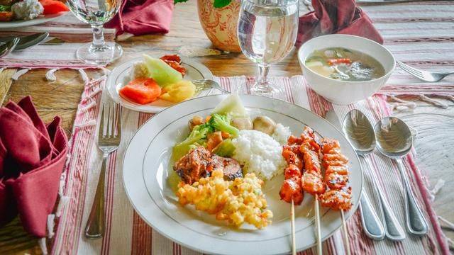 火山脚下的餐厅拥有一流景色,误入爱丽丝梦游仙境,随手就是大片12