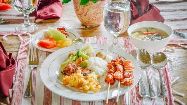 火山脚下的餐厅拥有一流景色,误入爱丽丝梦游仙境,随手就是大片13