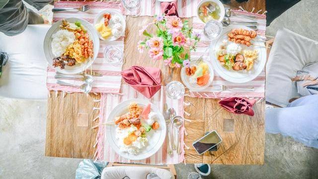 火山脚下的餐厅拥有一流景色,误入爱丽丝梦游仙境,随手就是大片14