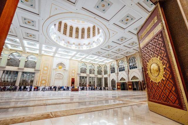 沙甸清真大寺,气势磅礴,仿佛来到了外国13