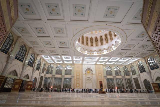 沙甸清真大寺,气势磅礴,仿佛来到了外国15