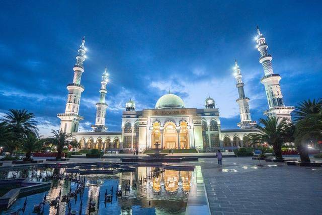 沙甸清真大寺,气势磅礴,仿佛来到了外国18