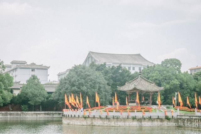 这里比丽江美,是云南最低调的古城,2022点一定要来打卡18