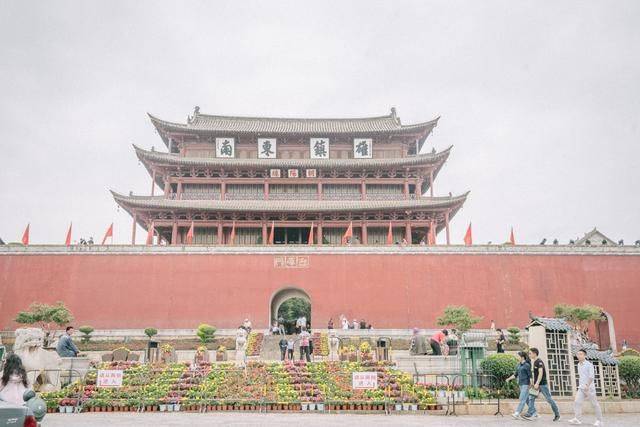 这个云南低调的小城，今年绝对不许错过了，据说是30年前的丽江4