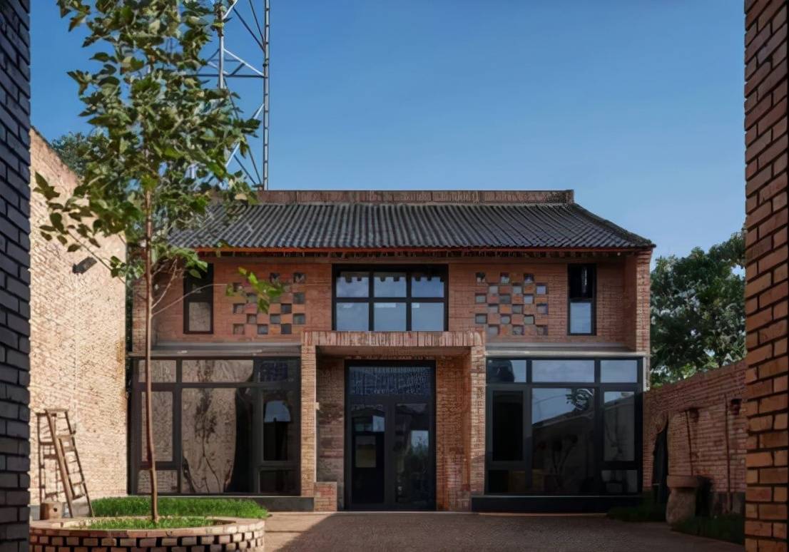 原创 农村建房用的“红砖”,为何国家要禁止使用?知道危害你还敢用?1