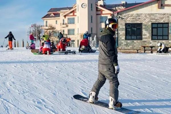 2022哈尔滨春节去哪里玩比较好1