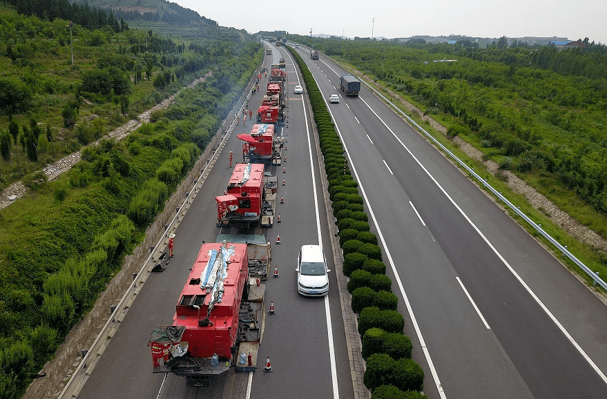 原创 中国最早修建的一条高速,已达到最长收费年限,为何始终没有免费4