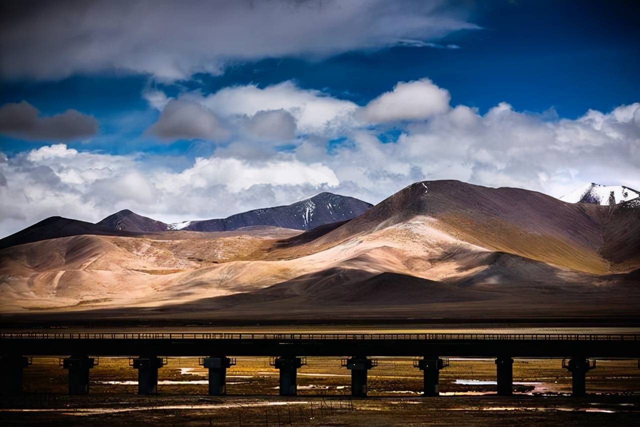 原创 青海的这个小城有福了,已成为国家级交通枢纽,景点众多资源丰富2