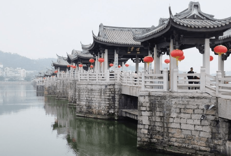 原创 广东有一低调的千年古城,风景不输重庆洪崖洞,门票免费游客不多4