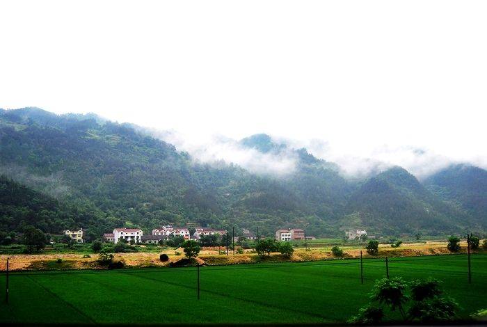 原创 这座横跨三省的山，拥有知名景点，你知道是哪一座山吗？3