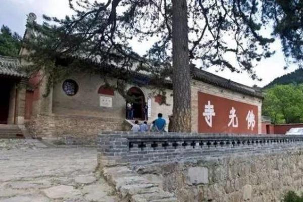 五台山哪些寺庙最著名 五台山在哪2