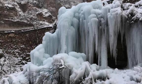 原创 洛阳又一处适合冬游的地方，这个刚满一岁的4A级景区，北国雪乡3