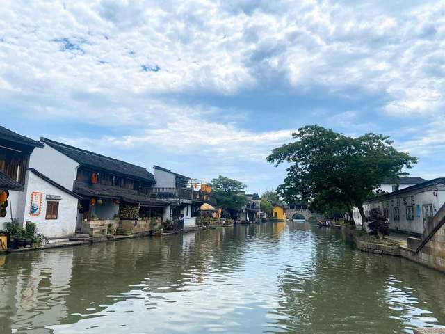 杭台高铁已正式开通，沿途全是美景美食，一路玩遍半个浙江2