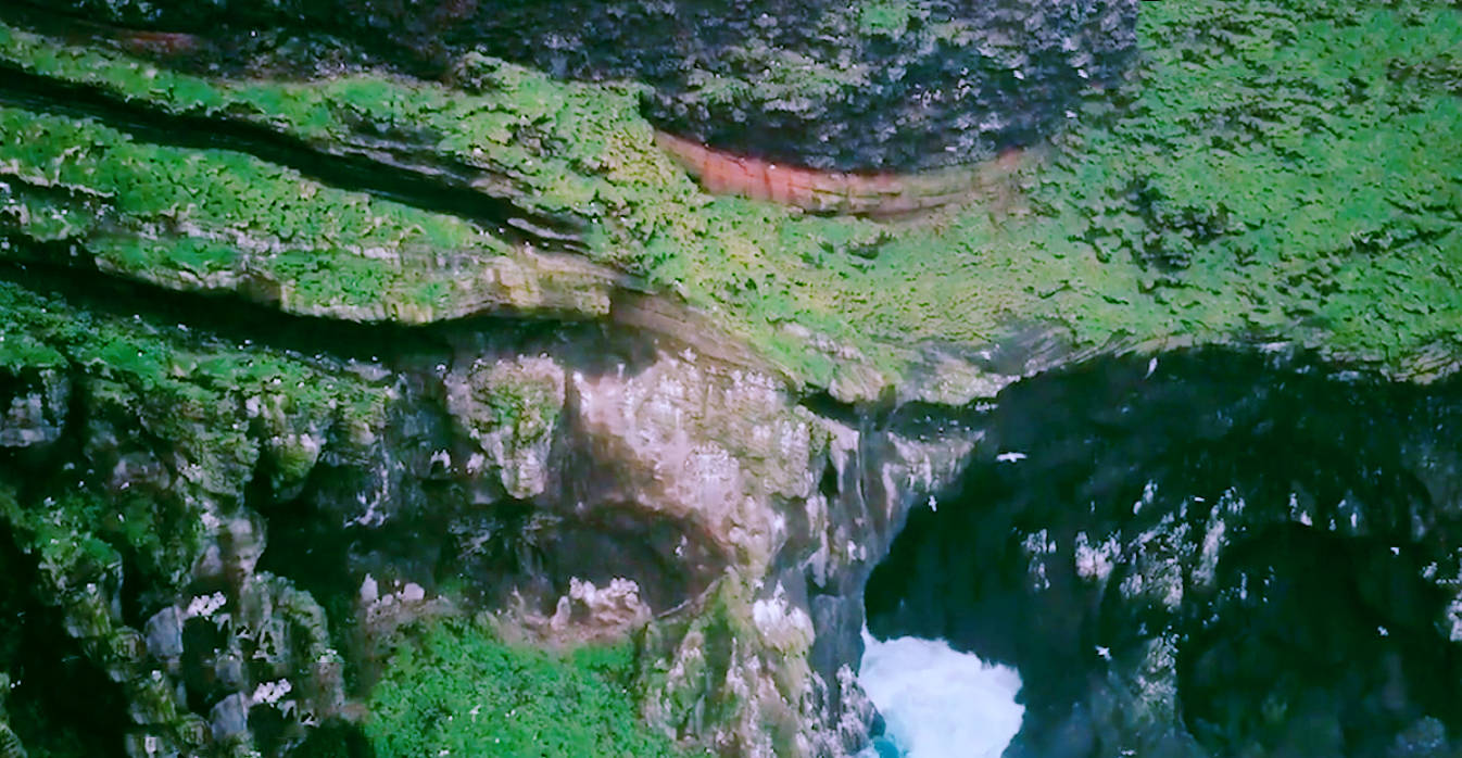 原创 45万平方米的小岛，四周都是海水和峭壁，上面却矗立着一栋房屋？7