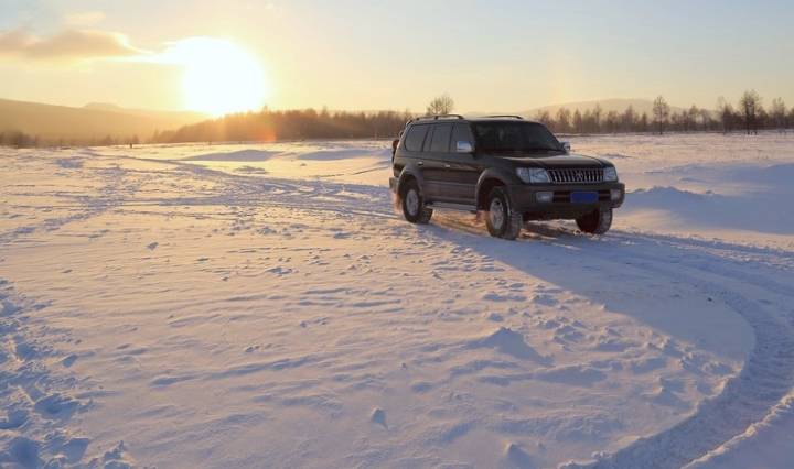 原创 -30℃的坝上草原星空太美，自驾游客太大意，差点有去无回4