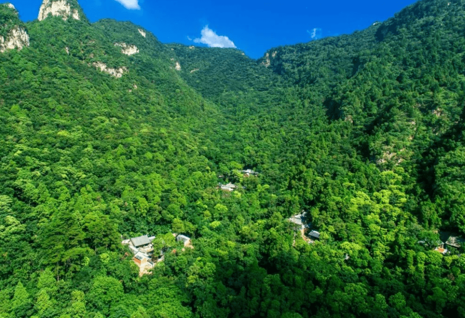 原创 北京又一家景区火了，风景优美不输神农架，就在房山，很值得一去3