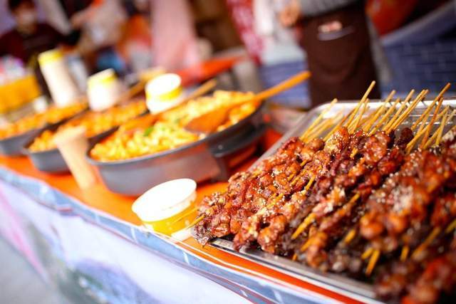 旅游别再去商业街找美食了！这些才是你要的美食天堂1