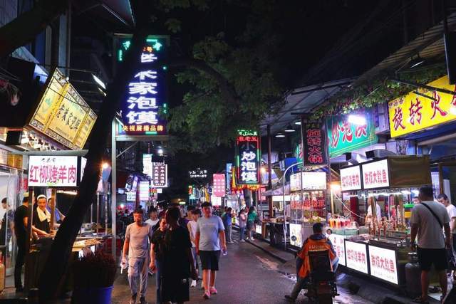 旅游别再去商业街找美食了！这些才是你要的美食天堂4