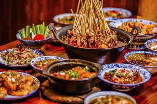 旅游别再去商业街找美食了！这些才是你要的美食天堂9