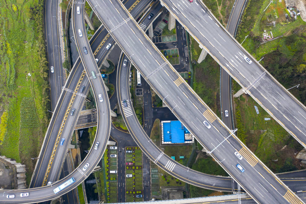 原创 贵州有座“奇葩”立交桥，5层8出口像过山车，老司机上来被绕晕5