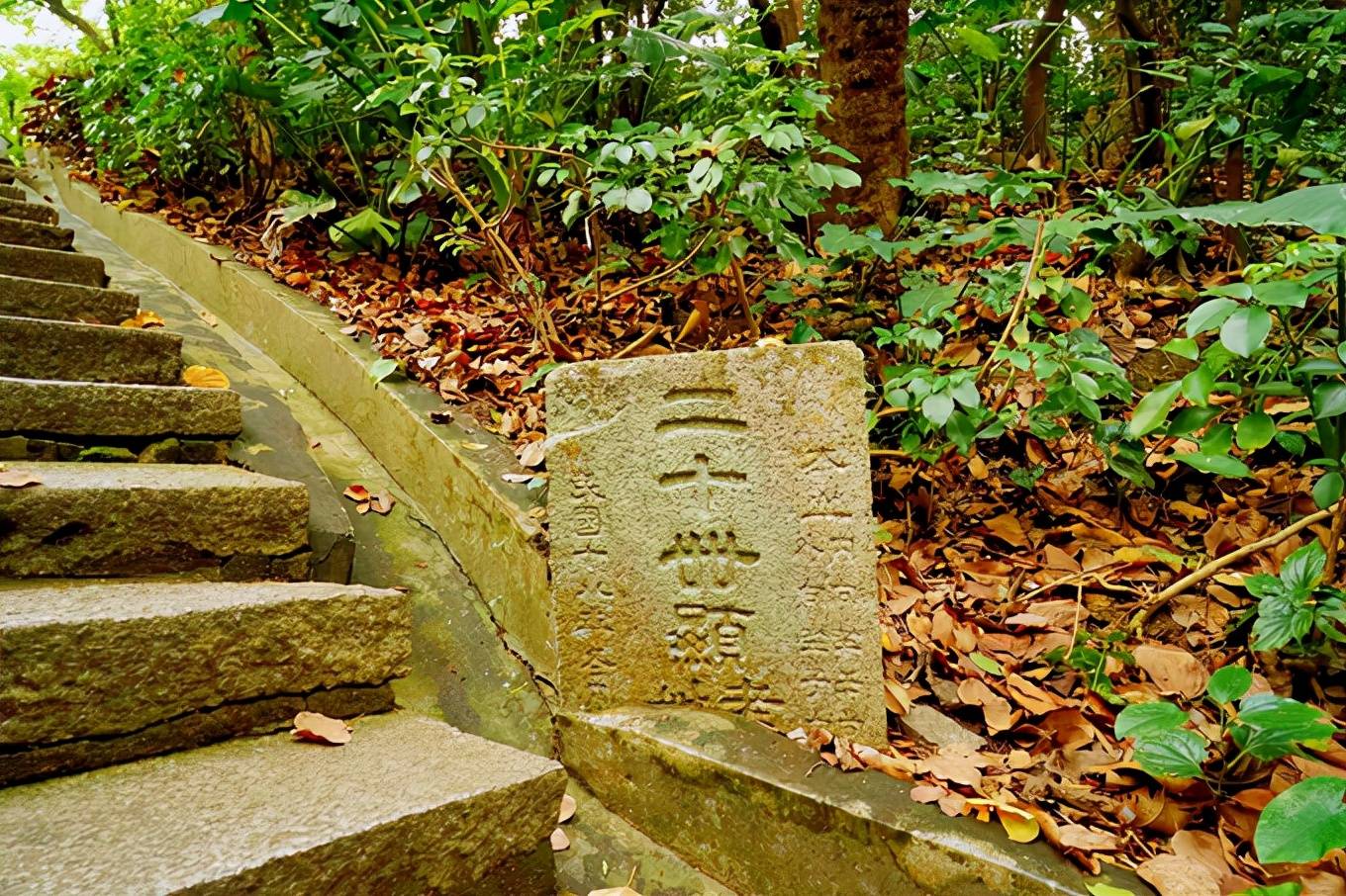 原创 广州越秀公园,园中人文古迹众多,这里有“羊城”的标志建筑4