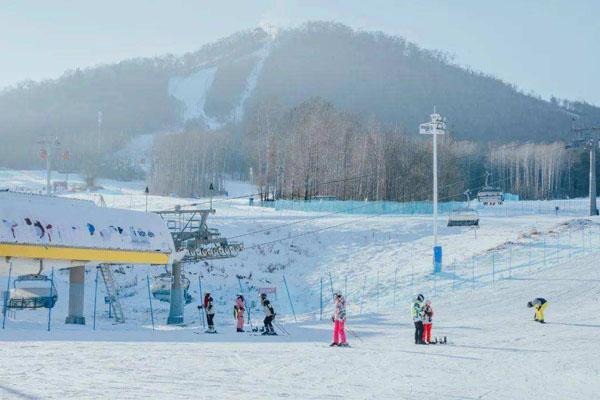 昆明附近的滑雪场 昆明周边哪里可以滑雪3