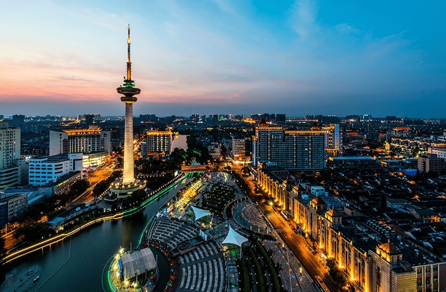 原创 南通:不好意思了各位,以后请叫我“万亿城市”!2