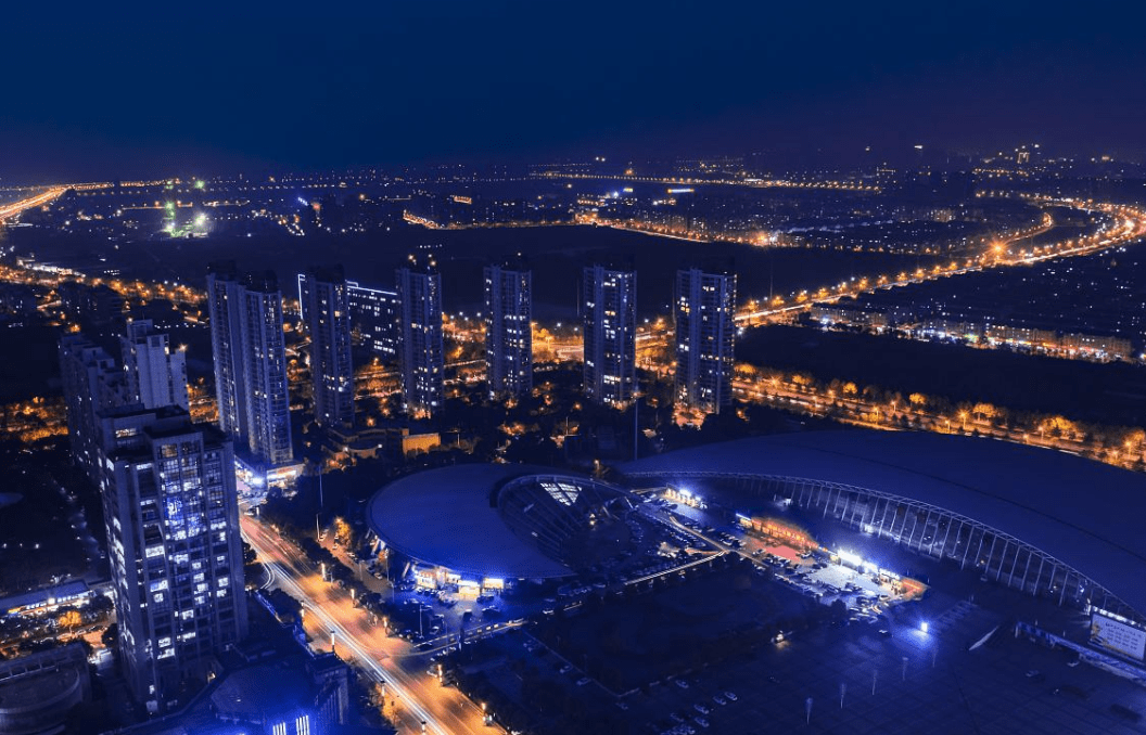 原创 南通:不好意思了各位,以后请叫我“万亿城市”!3