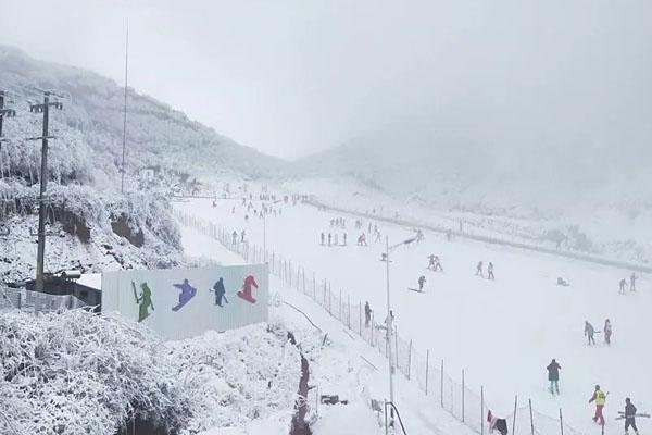 2022铜鼓七星岭滑雪场门票多少钱 附元旦春节期间门票价格1
