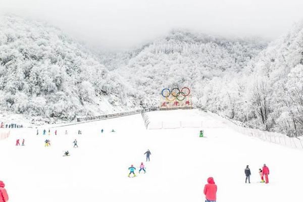 湖北滑雪场哪个最好玩 湖北十大滑雪场排行榜4