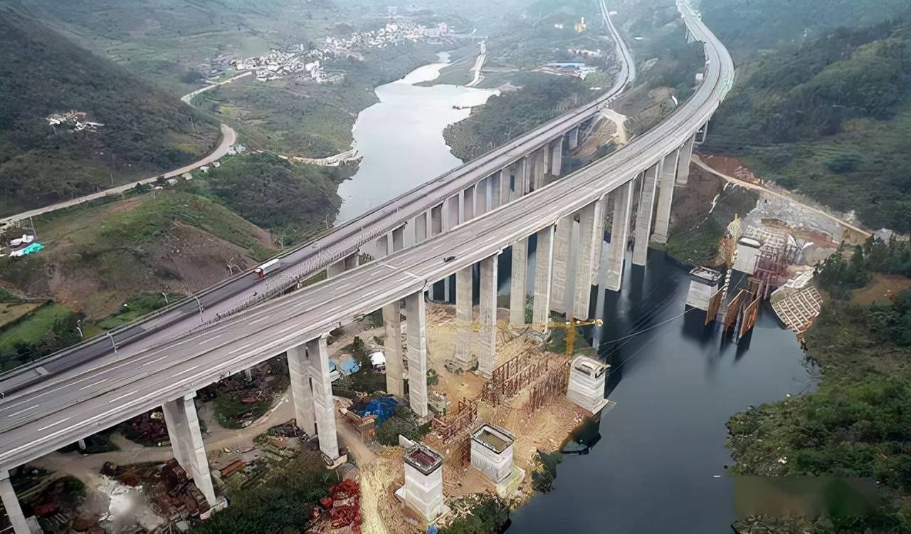 原创 贵州盘兴高铁来咯,这座城市真的要通高铁了,快看看是你家乡吗?2