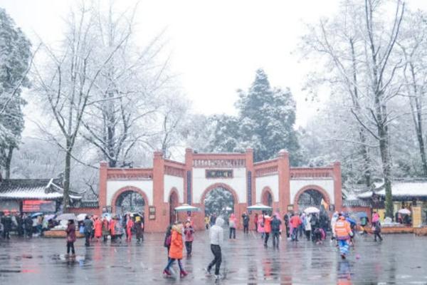 2022青城山都江堰元旦游玩攻略1