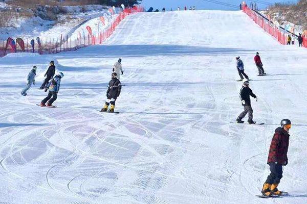 曾家山滑雪场开放时间2021-2022 交通指南2