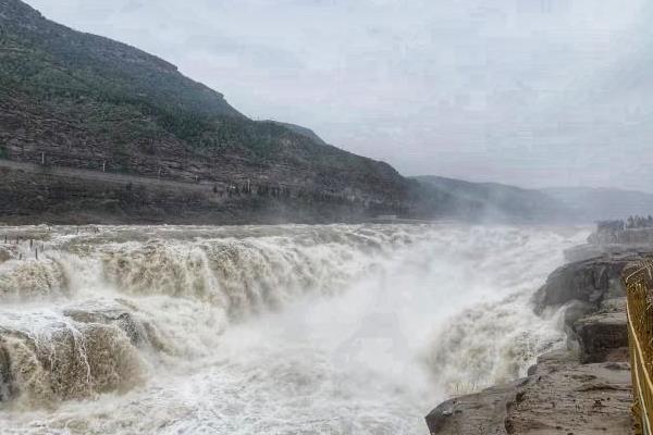 陕西壶口瀑布在哪个城市 最佳观赏时间是什么时候1