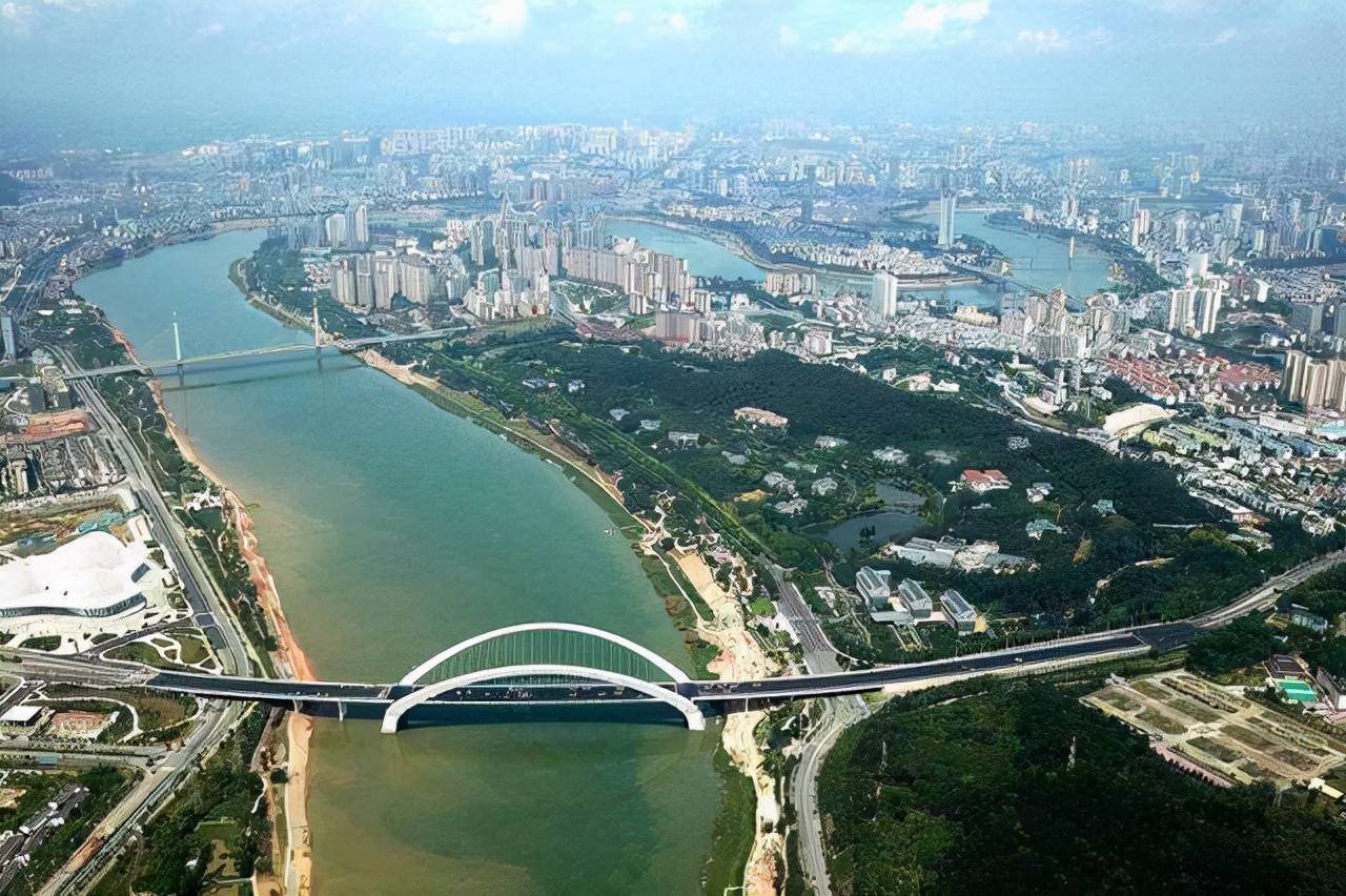 原创 广西广东有一条高铁将全面开工,连接南宁深圳,沿途经过你家吗?4