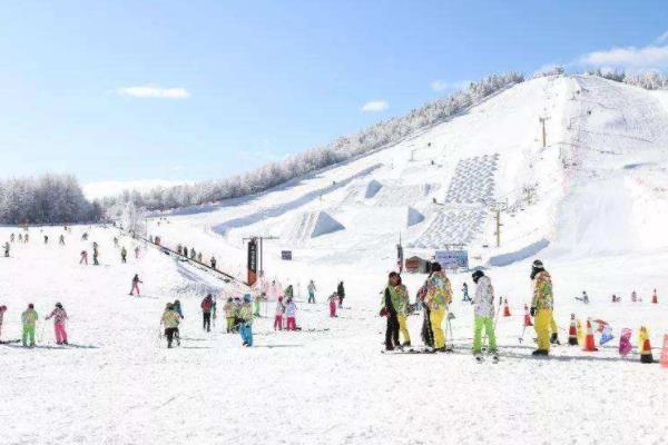 湖北哪里有滑雪的地方 哪个最好玩1
