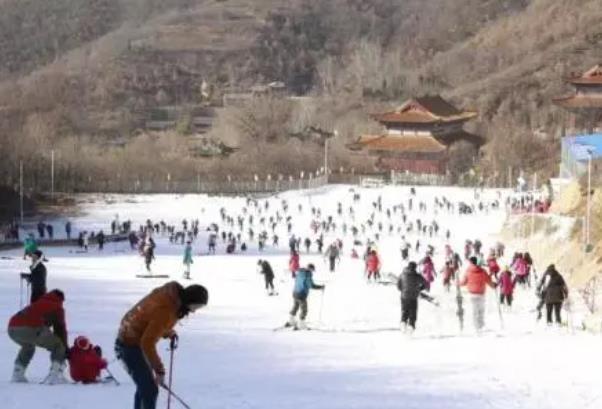 2021-2022大鸿寨滑雪场开放时间-门票价格2