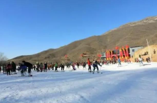 2021-2022大鸿寨滑雪场开放时间-门票价格3